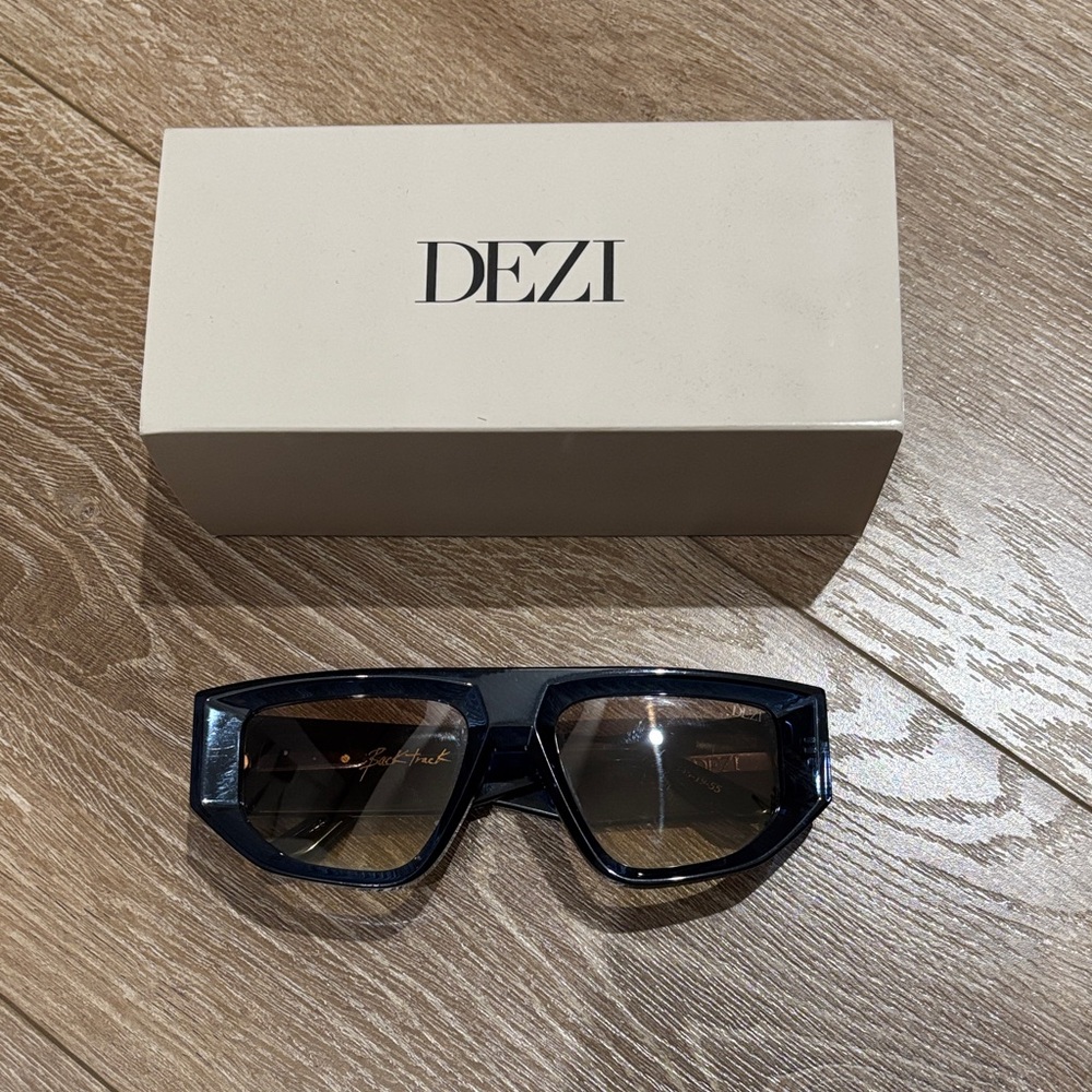 DEZI Dark Frame Sunglasses